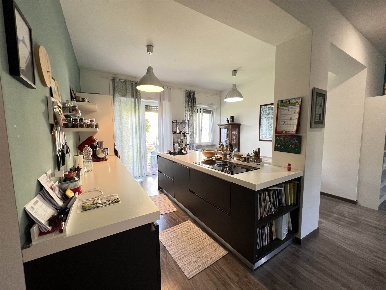 Foto Appartamento a Pistoia Capostrada di 100 m² con 5 locali in vendita