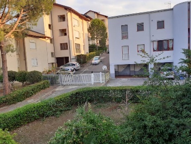 Foto Appartamento in Via Benvenuto Cellini, Rende Roges di 111 m²