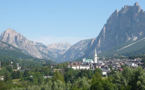 Foto Appartamento a Cortina d'Ampezzo Centro di 120 m² con 5 locali