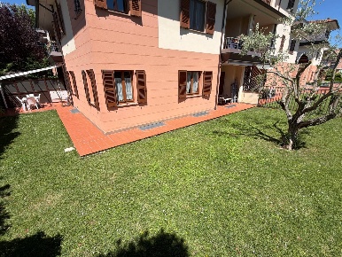 Foto Appartamento in VIA RAGNI 1A, Fabriano Centro di 90 m² con 6 locali