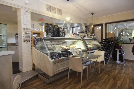 Foto Bar in via C. Battisti 13, Castiglione Olona Centro di 1300 m²