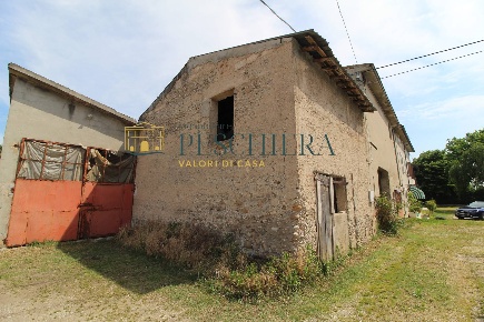 Foto Rustico in Località Cominelli, Valeggio sul Mincio di 85 m² in vendita