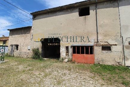 Foto Rustico in Località Cominelli, Valeggio sul Mincio di 150 m²