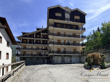Foto Appartamento in via monfol, Sauze d'Oulx di 60 m² con 2 locali