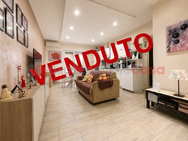 Foto Appartamento in Via Libero Leonardi 130, Roma Cinecittà di 75 m²
