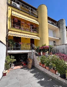 Foto Villa unifamiliare in Via liguria 65, Garlasco Centro di 206 m²