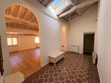 Foto Appartamento a Lucca Piazza Anfiteatro - Torre Guinigi di 100 m²
