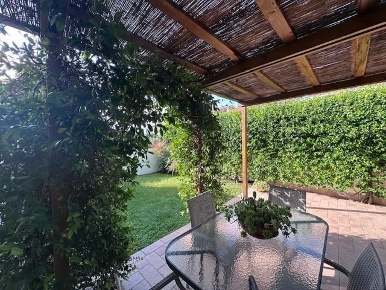 Foto Casa indipendente a Pisa San Marco di 60 m² con 3 locali in vendita