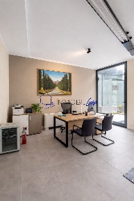 Foto Ufficio a Pisa Landi di 89 m² con 2 locali in affitto