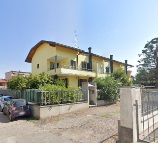 Foto Villa a schiera a Arluno Centro di 360 m² con 7 locali in vendita