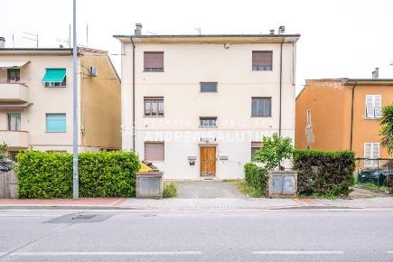 Foto Appartamento a Pontedera Oltrera di 70 m² con 3 locali in vendita