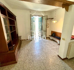 Foto Appartamento a Viareggio Terminetto - Migliarina di 85 m² con 5 locali
