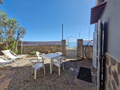 Foto Appartamento a Rio Cavo di 84 m² con 5 locali in vendita