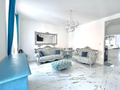 Foto Villa a schiera a Viareggio Lungomare di 330 m² con 9 locali
