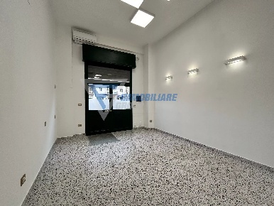 Foto Locale commerciale in Viale Teracati, Siracusa con 1 locali in vendita