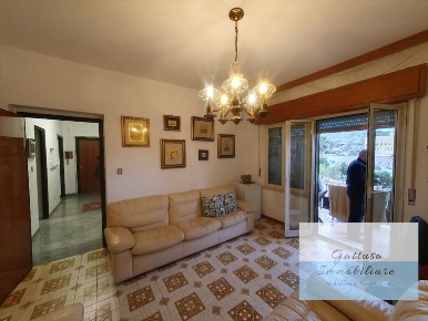 Foto Appartamento a Reggio di Calabria Centro Storico di 115 m² in vendita