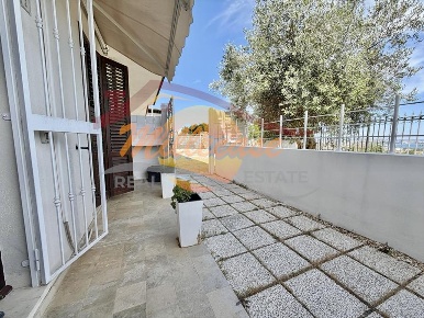 Foto Appartamento in via Avola, Siracusa Scala Greca - Neapolis di 65 m²