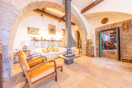Foto Rustico in Strada Provinciale Sipiccianese, Bomarzo Centro di 500 m²