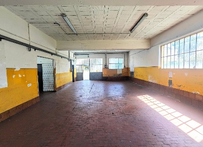 Foto Capannone industriale in Via Livornese di Sopra 21, Chiesina Uzzanese