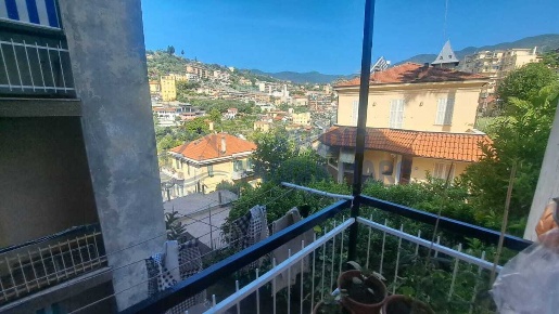 Foto Appartamento in Via Dante Alighieri, Sanremo Baragallo di 55 m²