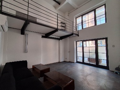 Foto Loft in Via Pietrasanta  12, Milano Ripamonti di 90 m² con 2 locali