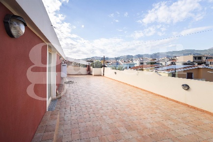 Foto Appartamento a Sinnai di 80 m² con 3 locali in affitto
