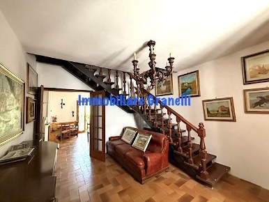 Foto Casa indipendente a Empoli Marcignana - Lucchese di 98 m² con 4 locali