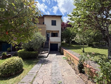 Foto Villa a schiera in Via Poggetto Poderina 66, Bibbiena Centro di 141 m²
