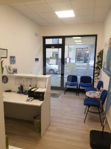Foto Negozio in Via IV Novembre, San Giovanni Lupatoto Centro di 36 m²