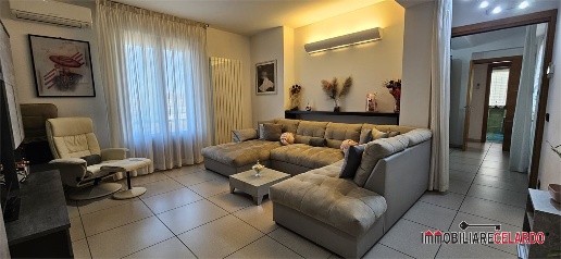 Foto Appartamento a Colle di Val d'Elsa Colle Bassa, Via Gramsci di 95 m²