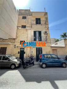 Foto Appartamento a Palermo Arenella di 65 m² con 3 locali in vendita
