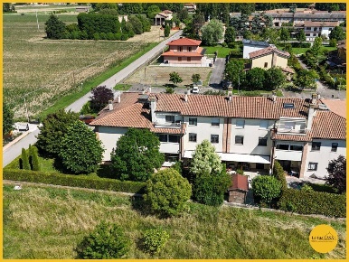 Foto Appartamento in Via Giacomo Puccini 9, Budrio Mezzolara di 106 m²