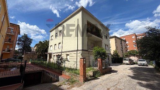 Foto Casa indipendente in Via Amendola 6 A, Foligno Viale Roma di 225 m²