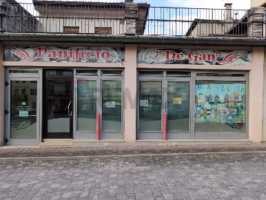 Foto Locale commerciale in Piazza Indipendenza 13, Borgo Valbelluna