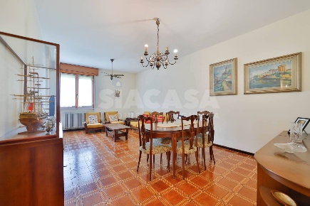 Foto Appartamento in Via Bazzini 19, Carnate di 113 m² con 3 locali