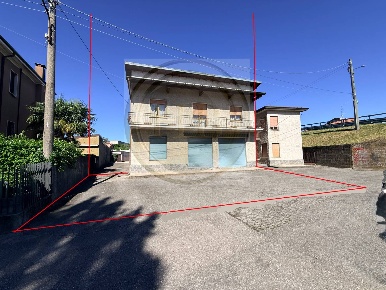 Foto Case semi ndipendenti in via rosselli 30, Cavaria con Premezzo Centro
