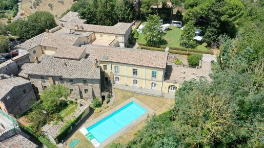 Foto Villa unifamiliare in Strada Provinciale 6, Bagnoregio di 2650 m²