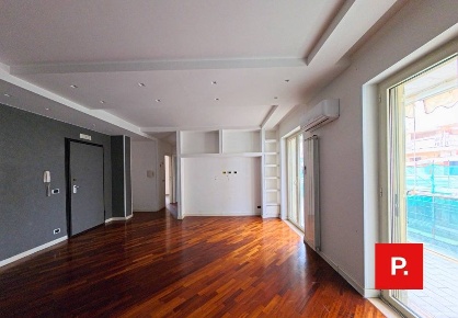 Foto Appartamento in Via Acquaviva 170, Caserta di 110 m² con 4 locali