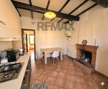 Foto Appartamento a Loro Ciuffenna Centro di 85 m² con 4 locali in vendita
