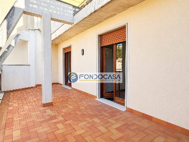 Foto Appartamento in Via Massimo d'azeglio, Carrara Centro di 110 m²