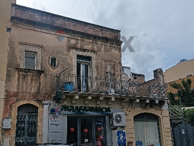 Foto Casa indipendente in Via Giovanni Verga 13, di 120 m² con 6 locali