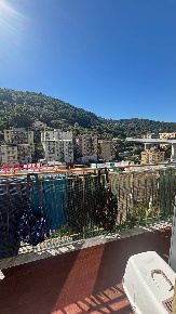Foto Appartamento in Via S. Fontanarossa, Genova Quezzi di 75 m² in vendita