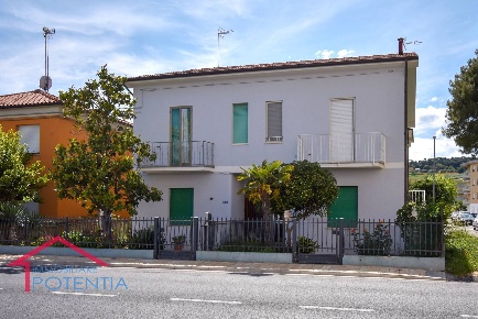 Foto Appartamento in Via Aprutina, Potenza Picena Porto Potenza Picena