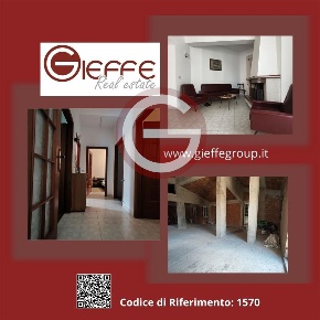 Foto Villa unifamiliare a Anoia Anoia Superiore di 556 m² con 4 locali