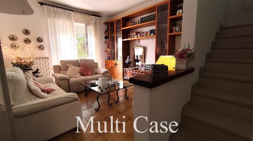 Foto Villa unifamiliare in Via Gasparini, Camaiore Lido di Camaiore