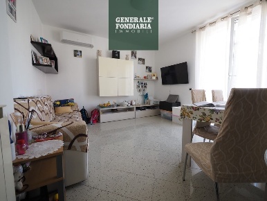 Foto Villa bifamiliare a La Spezia di 85 m² con 5 locali in affitto