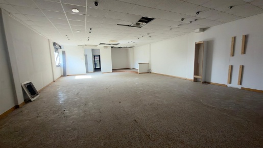 Foto Capannone industriale a Legnano di 670 m² in vendita