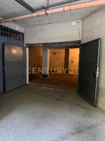 Foto Posti auto in Via Immacolata 37, Catania San Giovanni Galermo di 54 m²