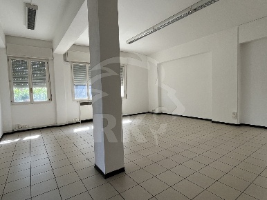 Foto Ufficio in Via Alfieri Maserati 3, Bologna Fiera di 131 m² in affitto