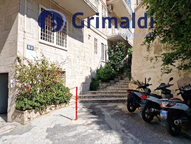 Foto Appartamento in Salita Cacciottoli 53, Napoli Vomero di 98 m²